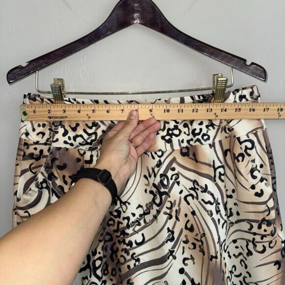 Tail Woman’s Skirt Sz L Brown Animal Print Pickleball Tennis Cheetah Leopard - Picture 6 of 8